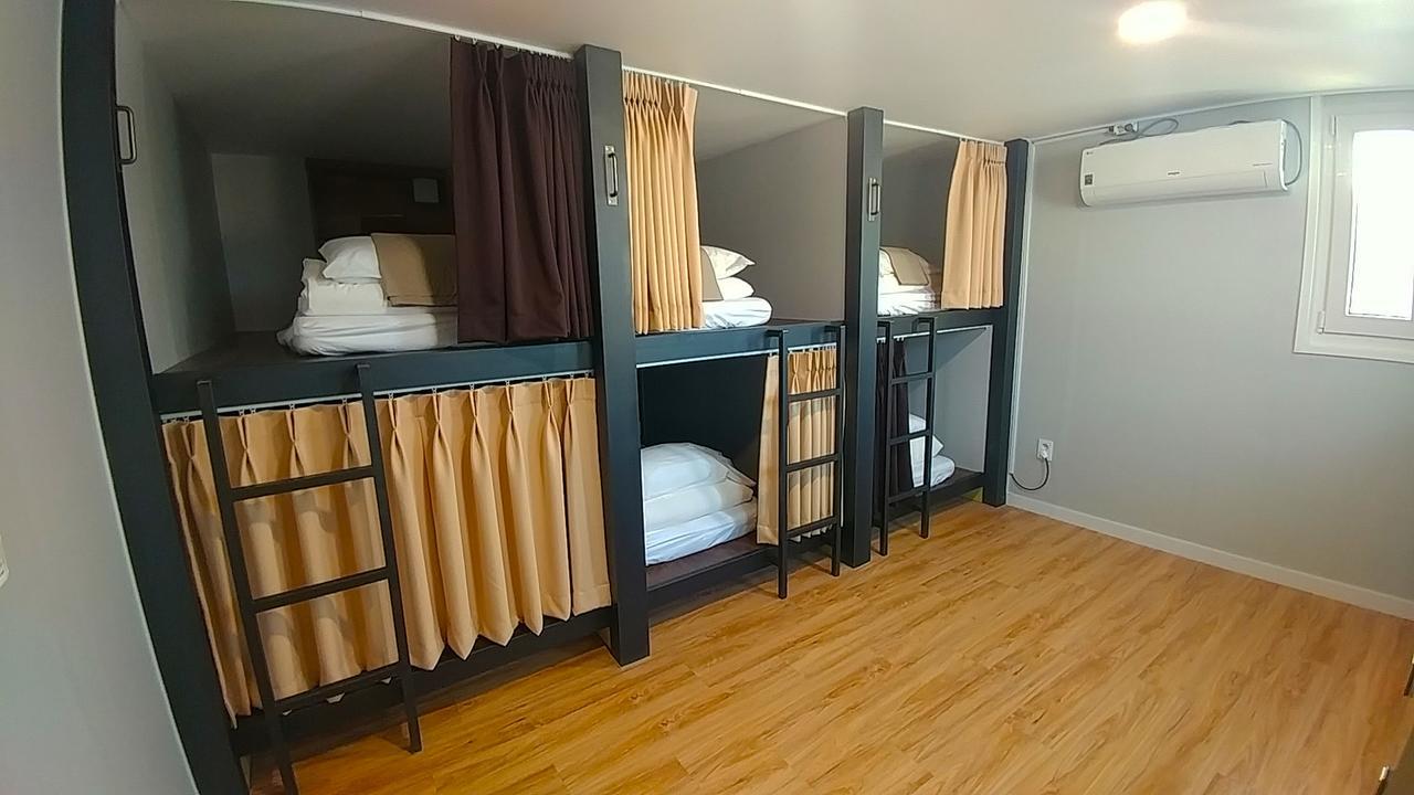 Socuri Home Guesthouse Seoul Exteriör bild